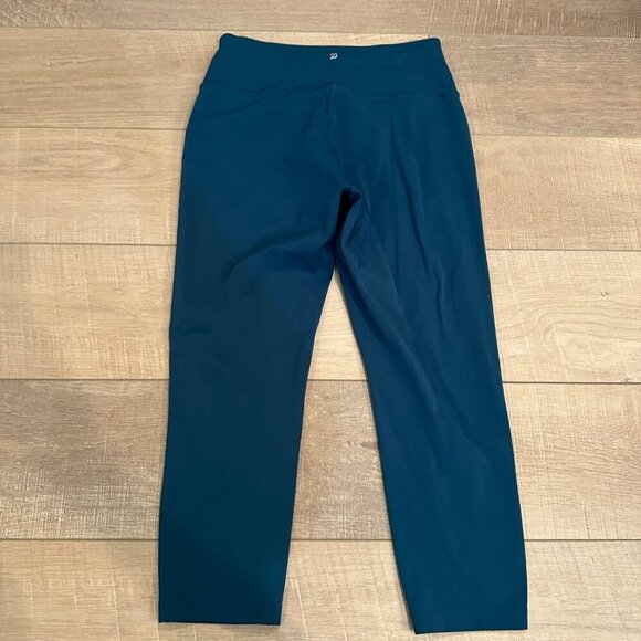 PELOTON WOMENS CROPPED GREEN ATHLETIC LEGGINGS MEDIUM - Picture 6 of 6